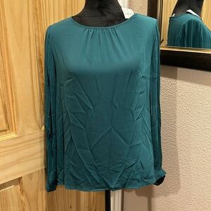 J. Crew women’s emerald green blouse size XL new with tag